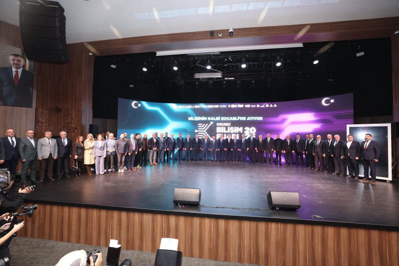 Büyükakın: "Yapay zekâ programlarını yazacak çocuk benim şehrimden çıkacak" 3 1763723623 bdd1963c66