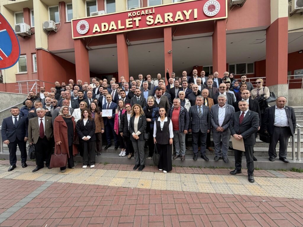İYİ Parti mazbatasını aldı 3 584619281 25746021088338703 3020131511493154260 n