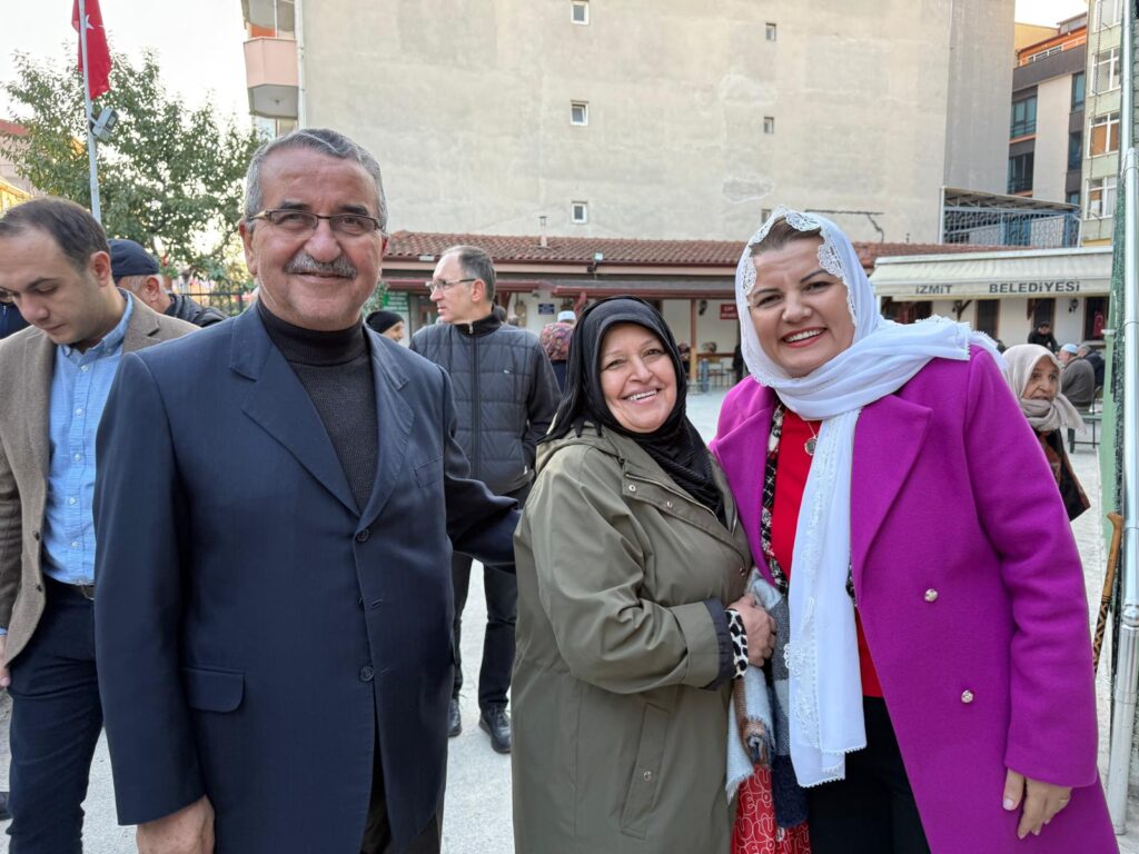 İzmit’te pazar sabahı buluşması: Fatma Başkan, cemaati dinledi 3 Izmitte pazar sabahi bulusmasi Fatma Baskan cemaati dinledi 4