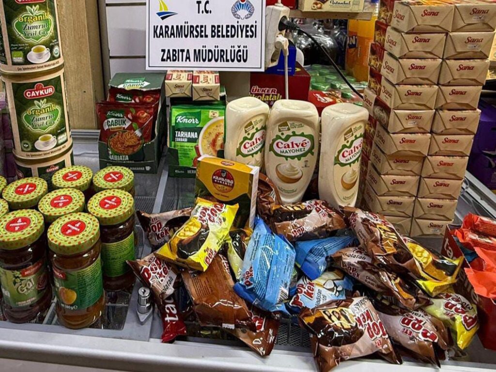 Karamürsel’de Market Denetimleri: Sağlıklı ve Güvenli Alışveriş Önceliğimiz 3 Karamurselde Market Denetimleri Saglikli ve Guvenli Alisveris Onceligimiz 4