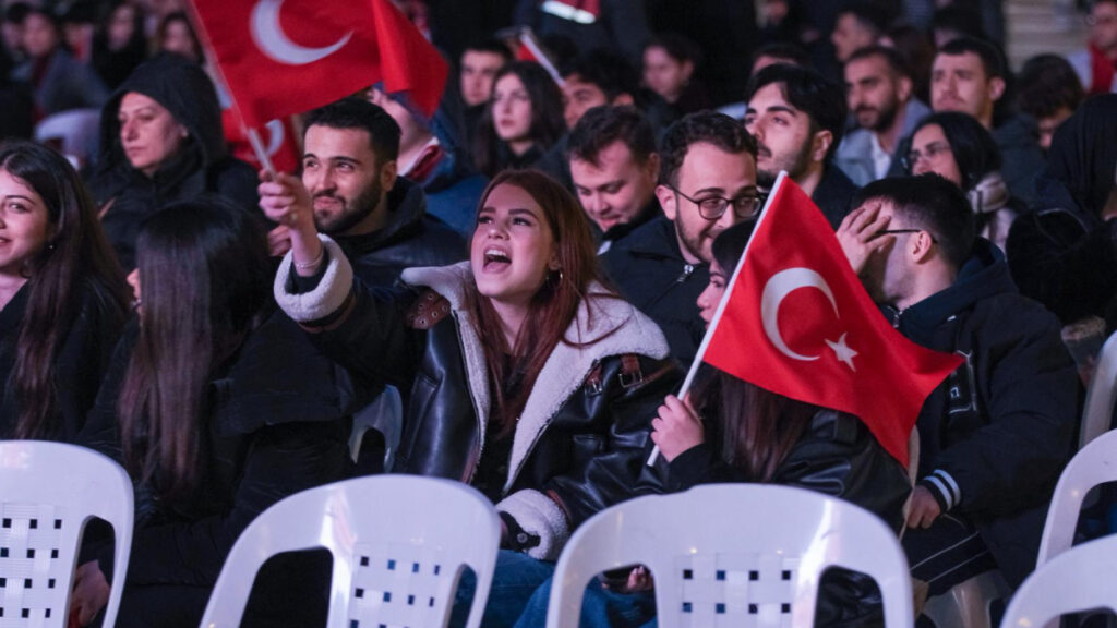 Milli coşku Kocaeli’yi sardı! Zafer dev ekranda izlendi 5 1774556078 e311d4d9c1
