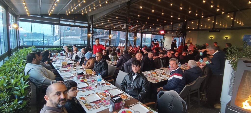 Gurbette Köy Sıcaklığı: Gökdere İftarı Yoğun Katılımla Gerçekleşti 4 GOKDEREKOYU 18