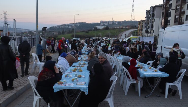 Sepetçi’de Dayanışma Sofrası Kuruldu
