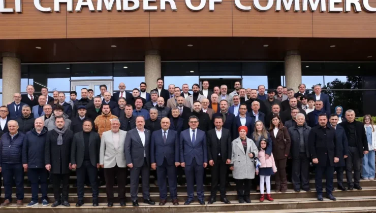 KOTO’da Bayramlaşma Geleneği Sürdü: Salon Doldu Taştı