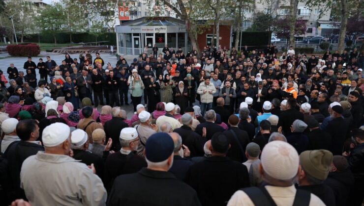 Körfezli İlk Hacı Kafilesi Dualarla Uğurlandı