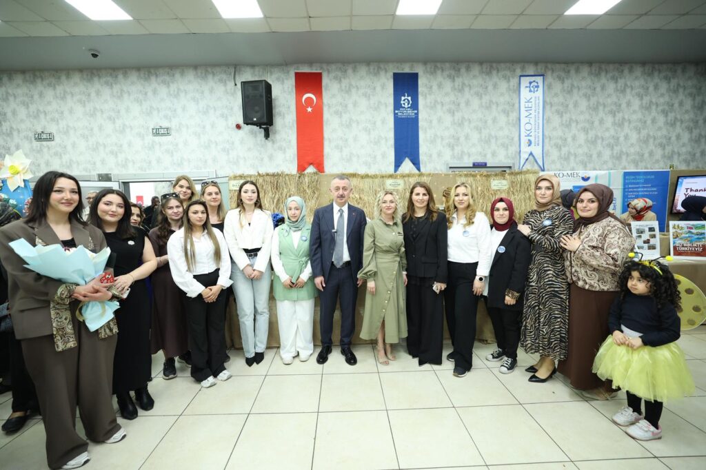 KO-MEK sergileri Kartepe ile başladı 4 KO MEK sergileri Kartepe ile basladi 14