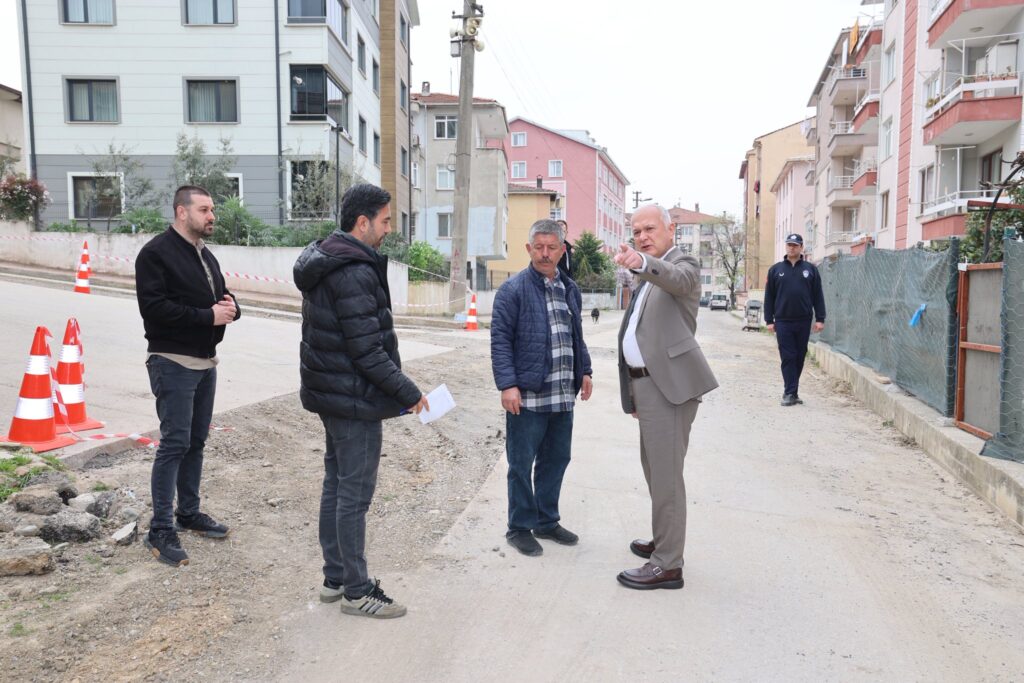 Karamurselde Asfalt ve Yol Calismalari Bahar Aylariyla Birlikte Yeniden Basladi 6