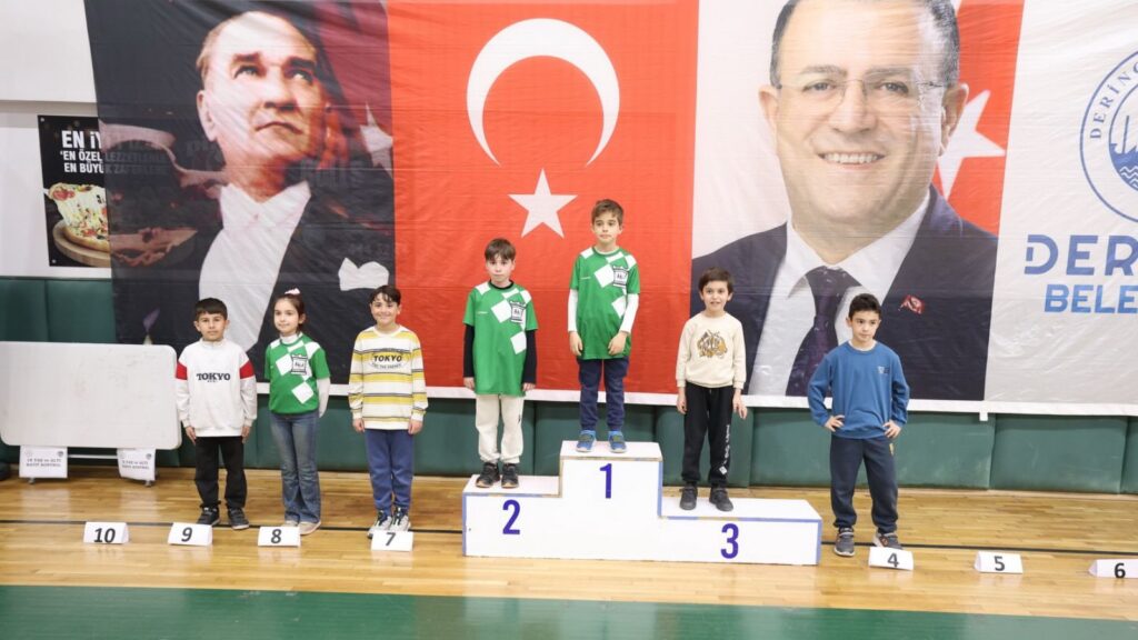 Derince´de Satranç Şöleni 4 st