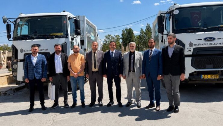 Başiskele’den Azez’e İki Çöp Kamyonu Hibe Edildi