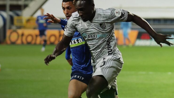 Agyei Sahneye Çıktı, Kocaelispor Ligde Kalmayı Garantiledi