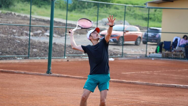 Başiskele’de 19 Mayıs’a Özel Tenis Turnuvası