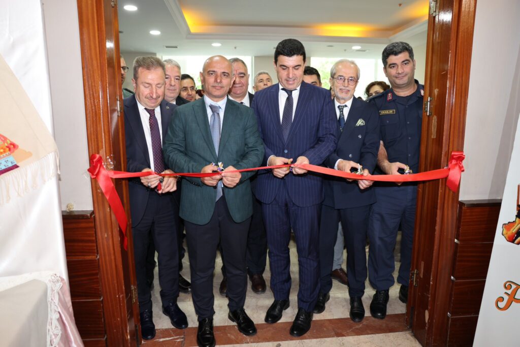Korfezli kadinlardan yilsonu sergisi 1