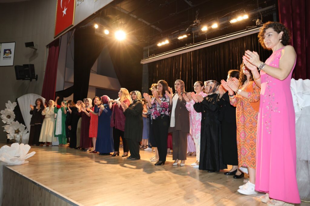 Korfezli kadinlardan yilsonu sergisi 3