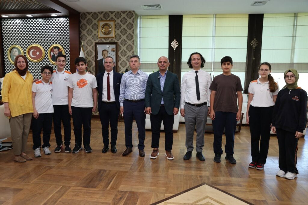 Başkan Söğüt, başarılı öğrencileri ağırladı 5 LGS 2