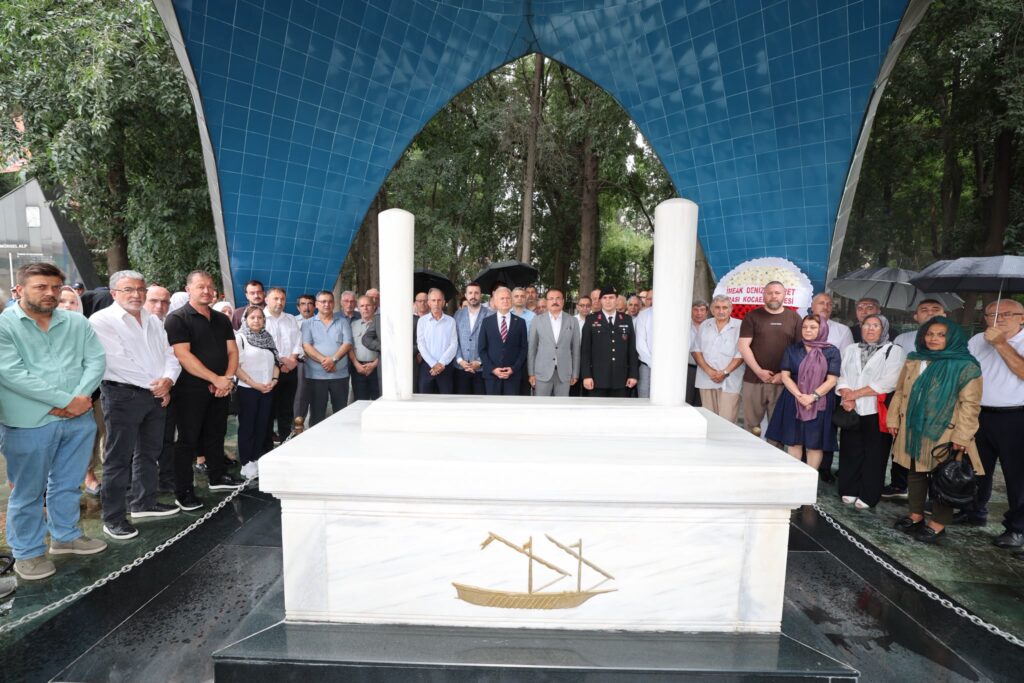 4 Temmuz Kurtulus Senlikleri Resmi Torenle Kutlandi 2