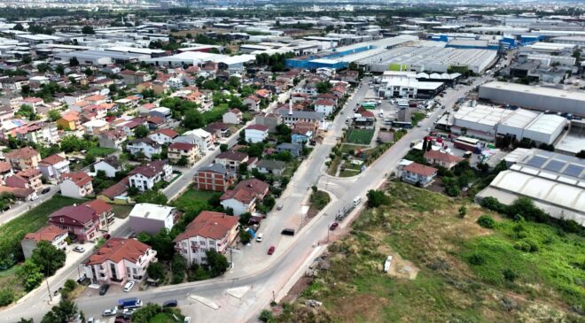 Başiskele’de kavşak revizyonu trafiğe nefes oldu