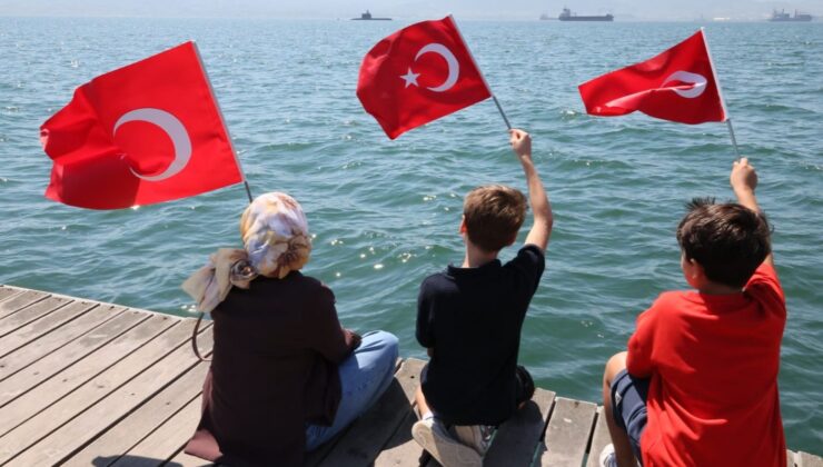 Mavi Vatan’a Kocaeli’den görkemli selam