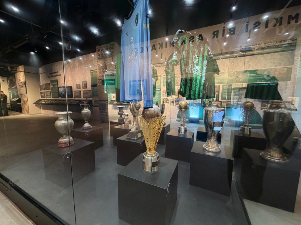 Kocaelisporun hafizasi bu muzede yasatiliyor 5