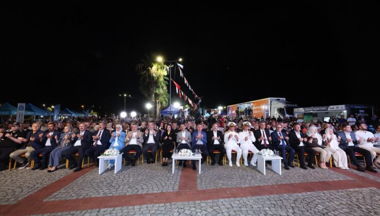 Marmara Depremi’nde hayatını kaybedenler dualarla anıldı;