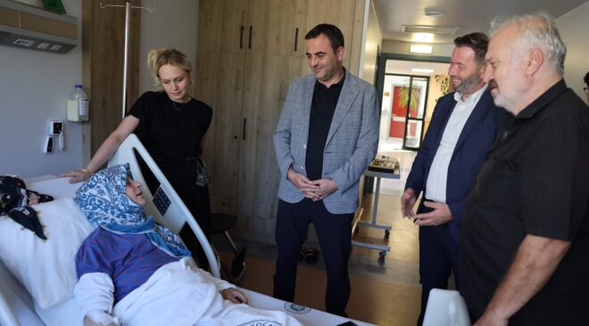 Şehit Annesine Geçmiş Olsun Ziyareti