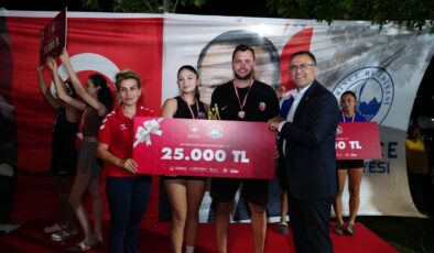 Derince’de 126 Takımlı Voleybol Şöleni