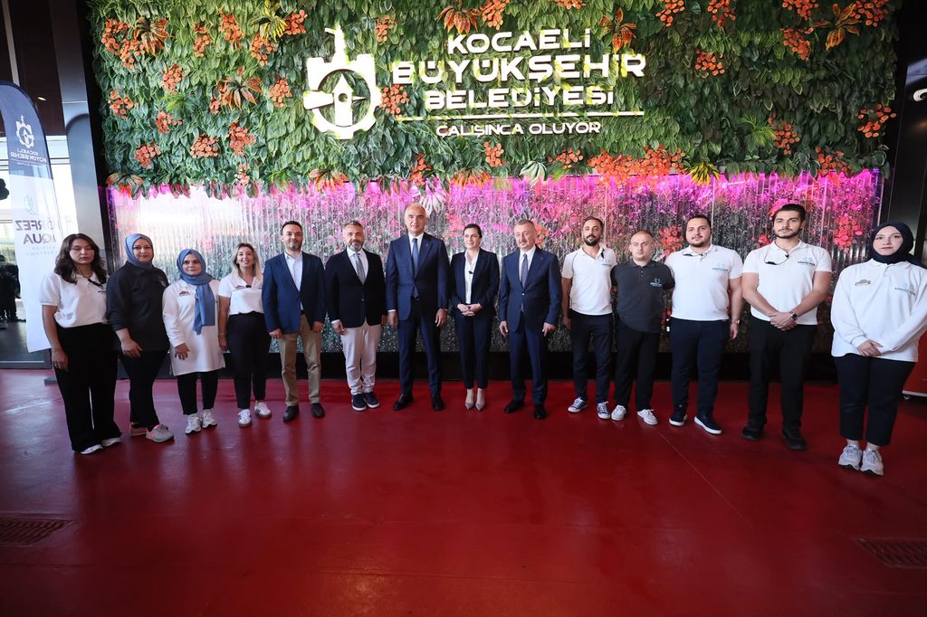 Turizm Bakanı Kocaeli'deki çalışmaları övdü 3 Baskan Buyukakin yatirimlari anlatti 7