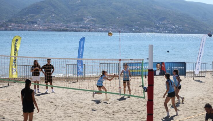 Derince’de Plaj Voleybolu Heyecanı Başladı