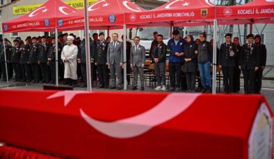 Jandarma Astsubay İbrahim Ay son yolculuğuna uğurlandı