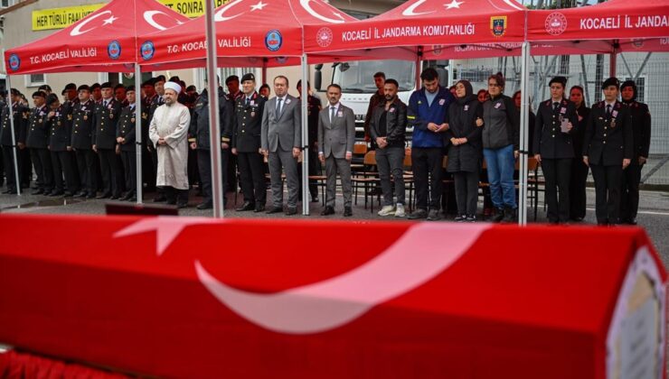 Jandarma Astsubay İbrahim Ay son yolculuğuna uğurlandı